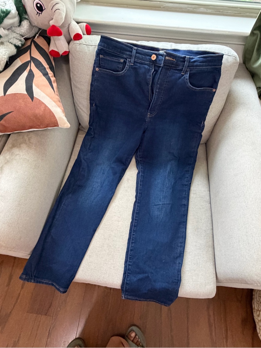 Express Women’s High Rise Dark Blue Stretch Jeans